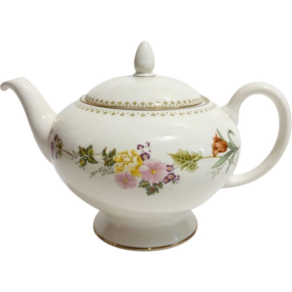 Wedgwood Mirabelle R4537 Bone China Teapot Floral Gold Trim Made in England